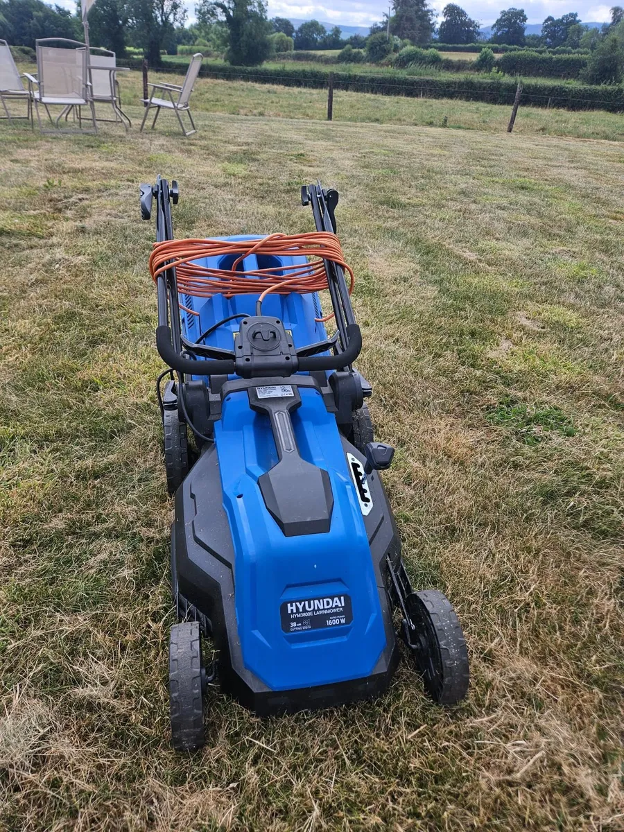 Electric Lawnmower - Image 1