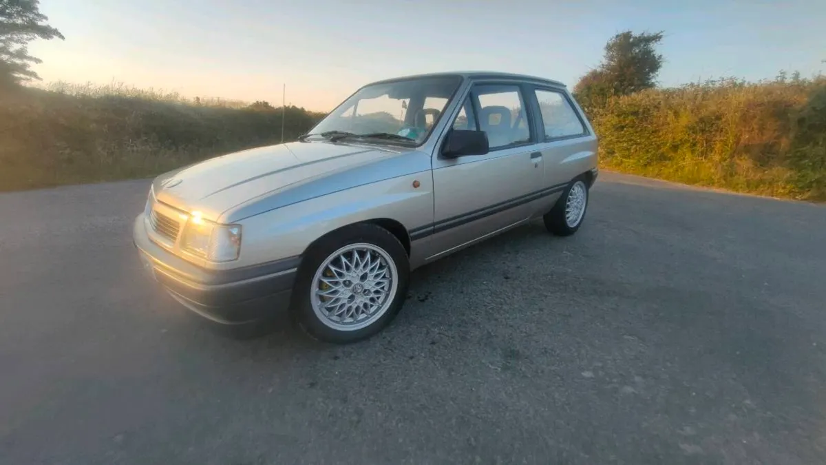 Vauxhall Nova Luxe - Image 2