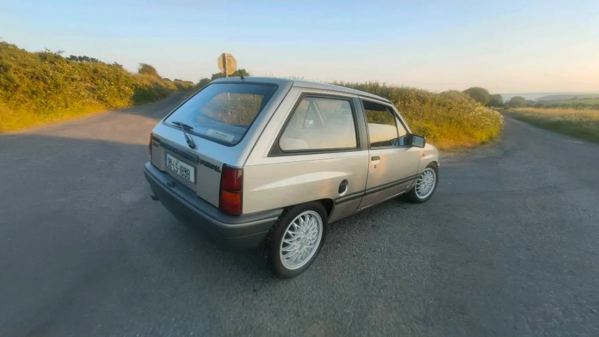 Vauxhall Nova Luxe - Image 4