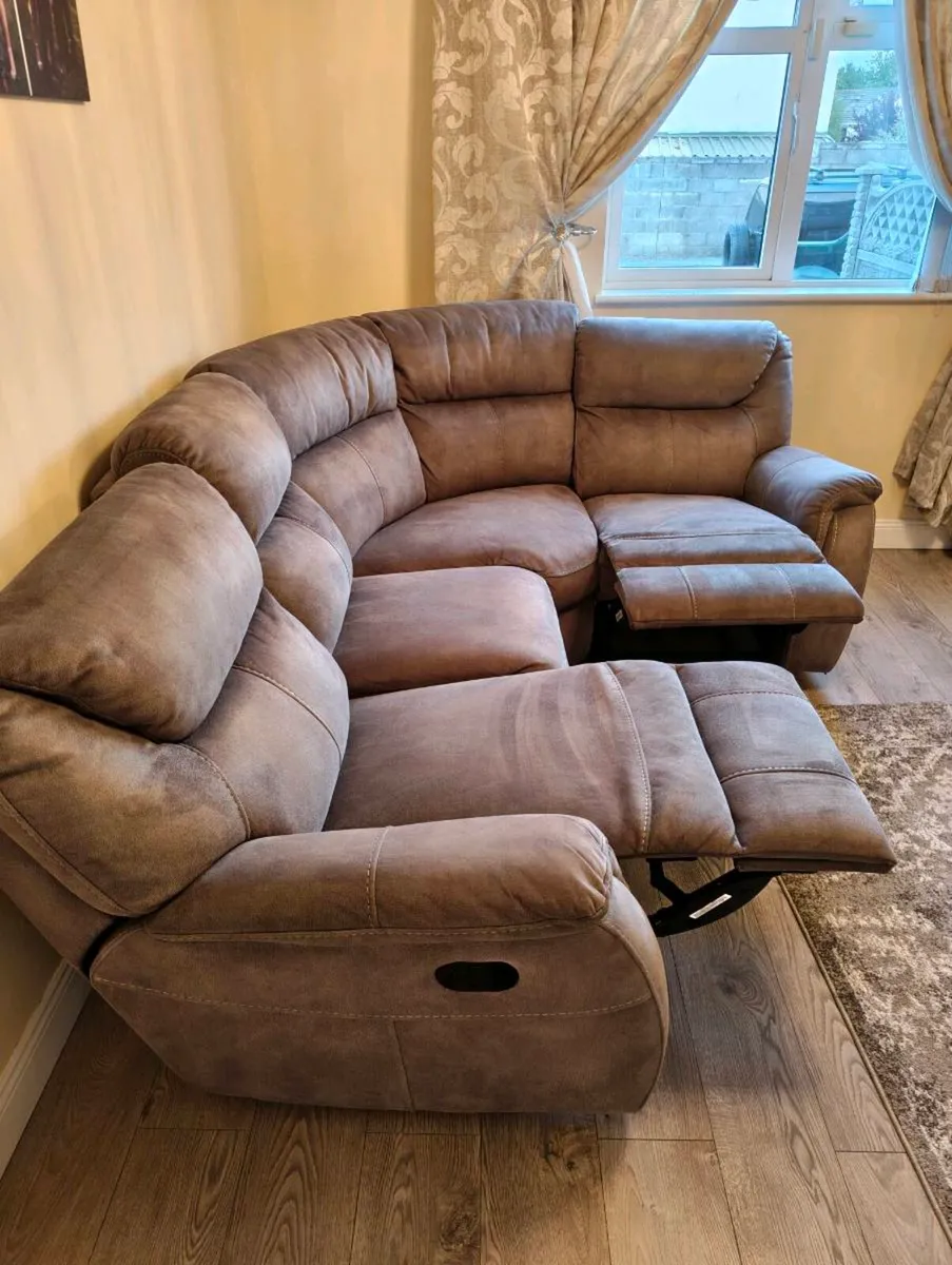 Connor sofa for sale - Image 4