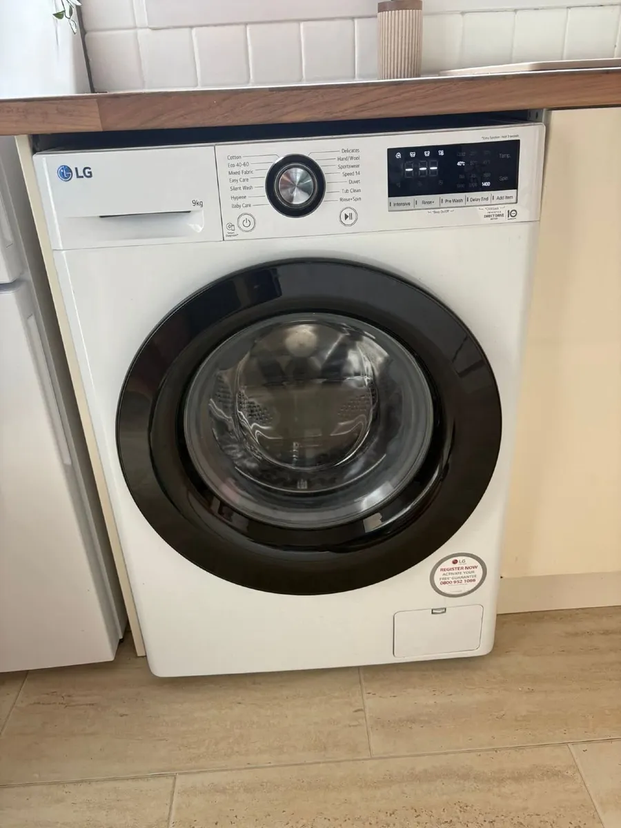 Lg washing machine - Image 1