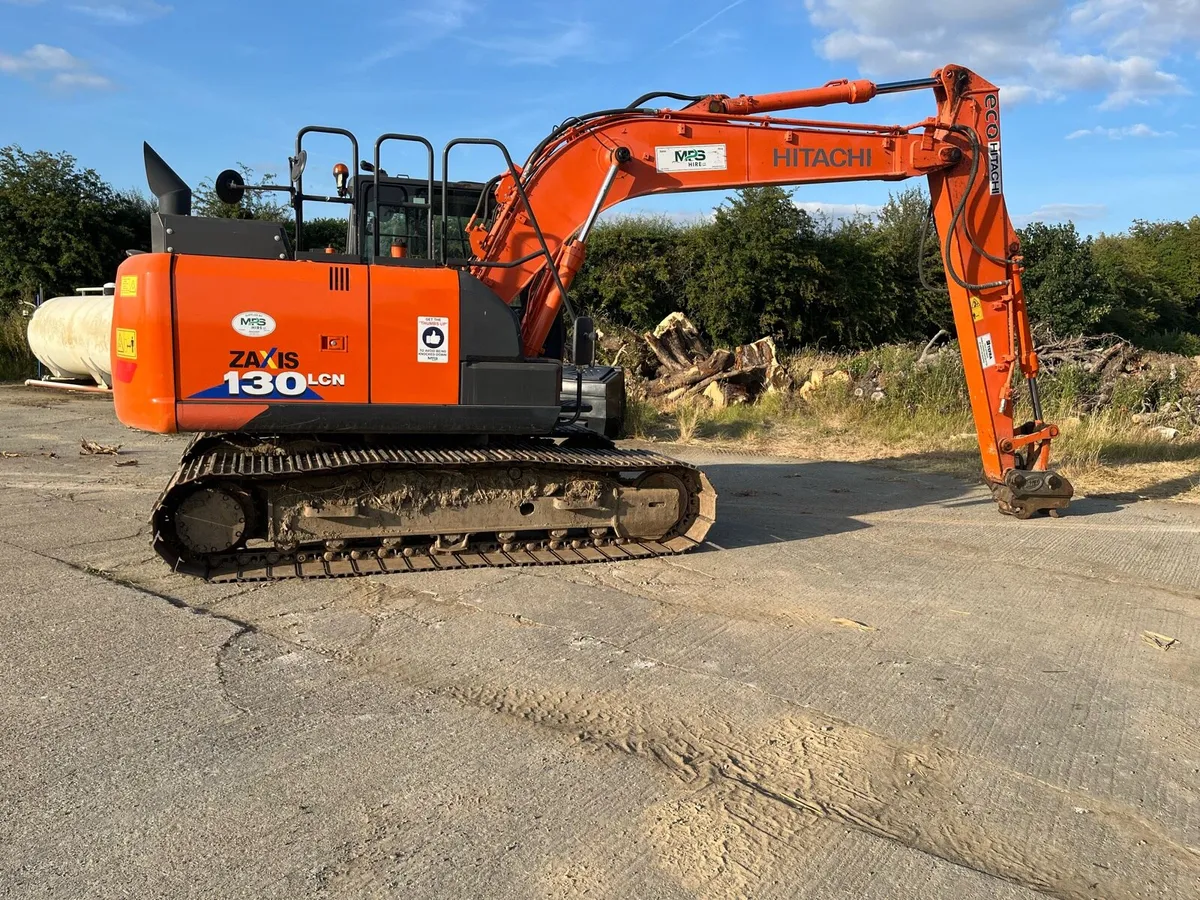 Hitachi 130-6 - Image 2