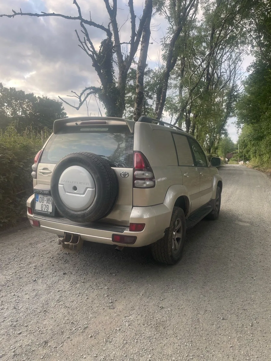 Toyota Land Cruiser - Image 3