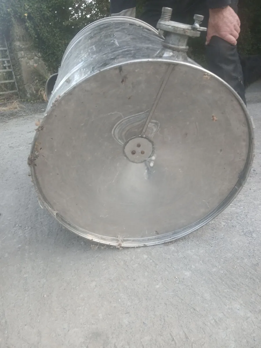 Honey Extractor - Image 4
