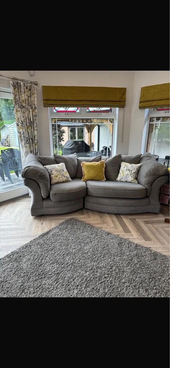 Living Room Suite - Image 2