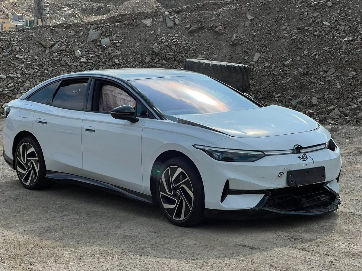 Volkswagen ID7 PRO MI 210KW 286 BHP 2024 - Image 2