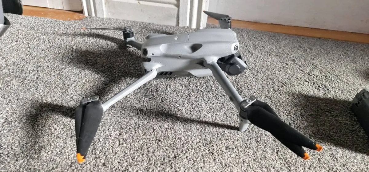 Dji air 3 fly more combo - Image 4