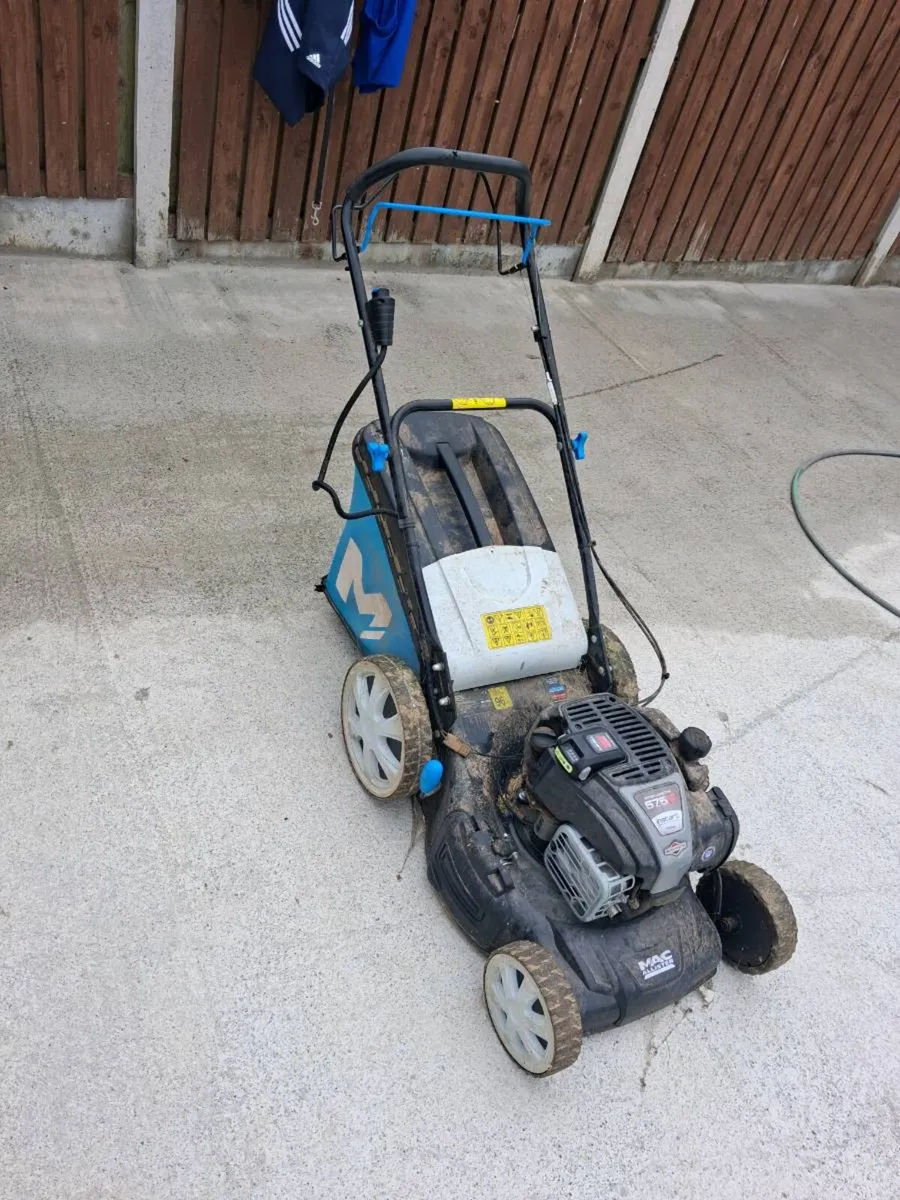 Briggs & Stratton Lawnmower - Image 2