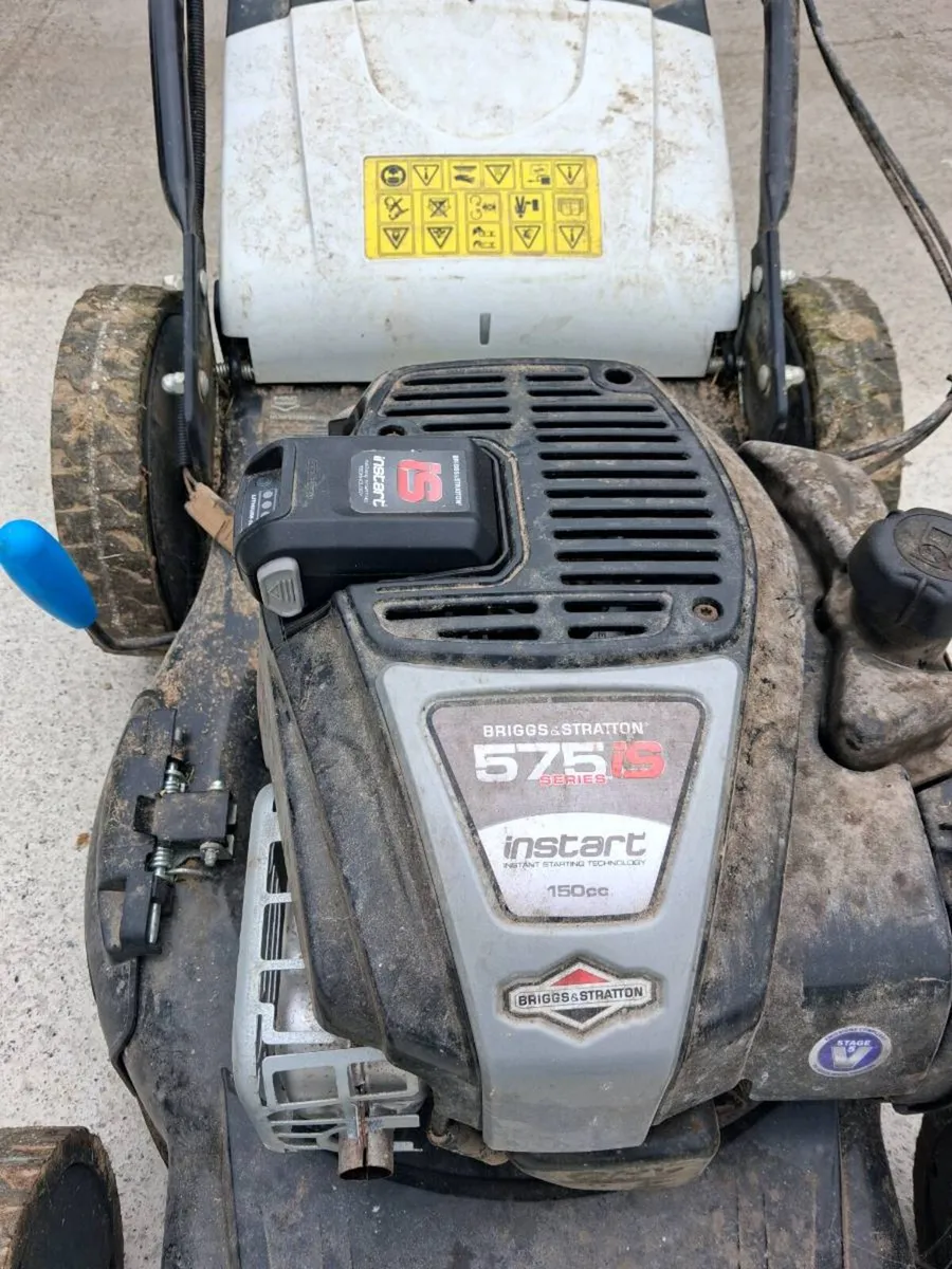 Briggs & Stratton Lawnmower - Image 4