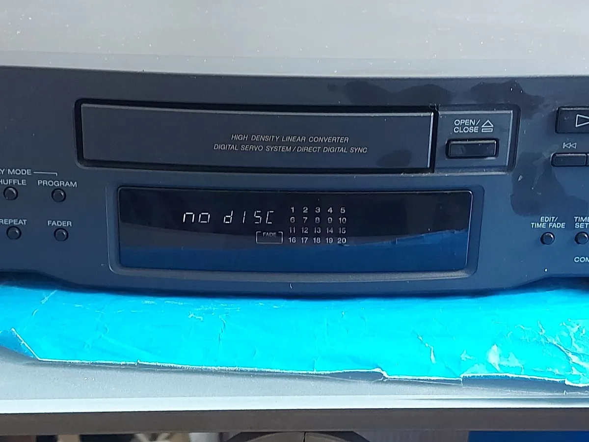 Sony Compact Disc Player, Model No CDP-M33, - Image 3