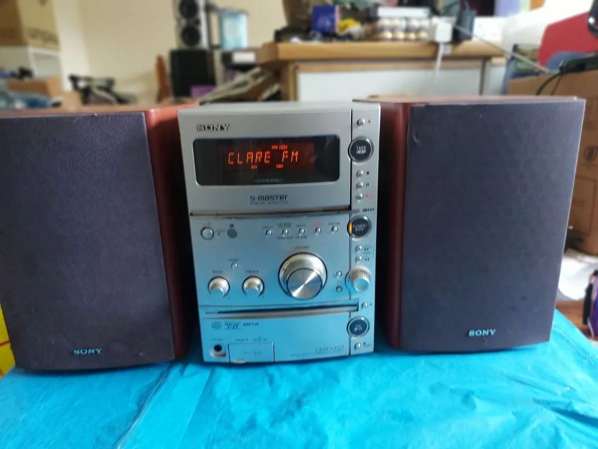 Sony Hifi Stereo, Model No. HCD-CPZ1 - Image 2