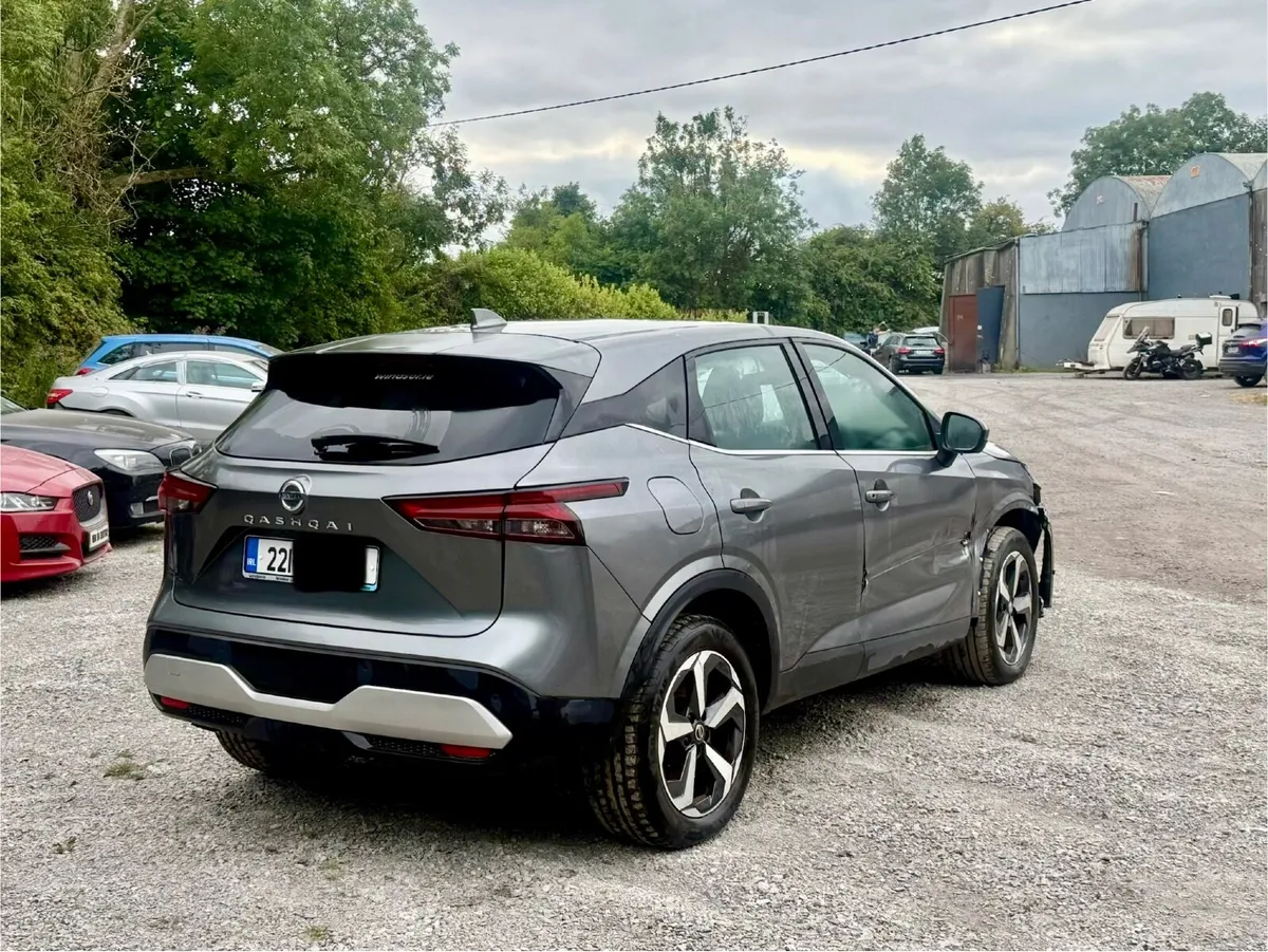 2022 Nissan QASHQAI/39000 km/automatic - Image 3