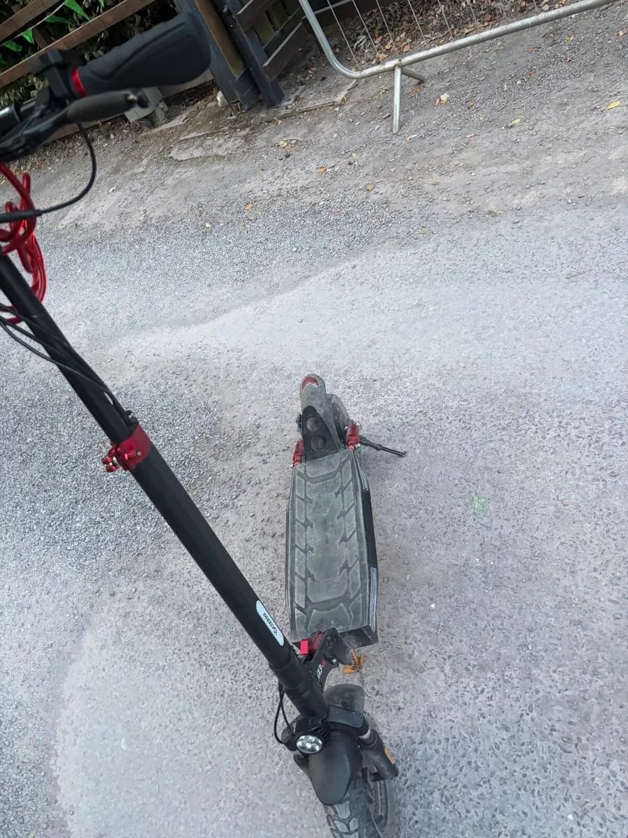 Electric scooter - Image 3