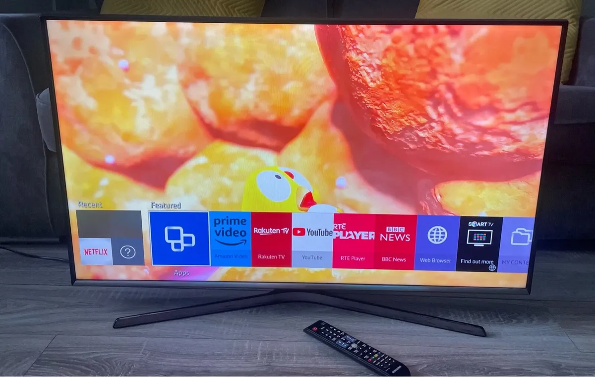 43” SAMSUNG FULL HD SMART TV - Image 1