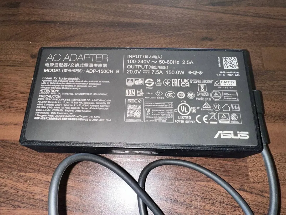 laptop - Image 3