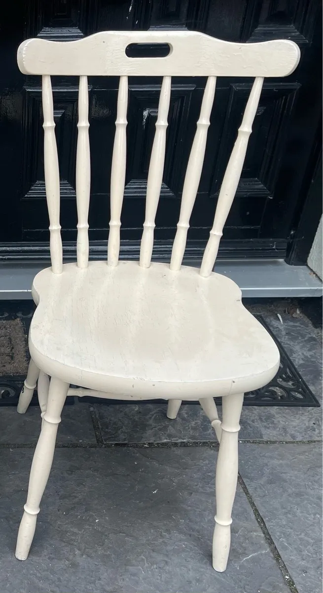 1 x White Solid Kitchen Dining Chair - Can Deliver