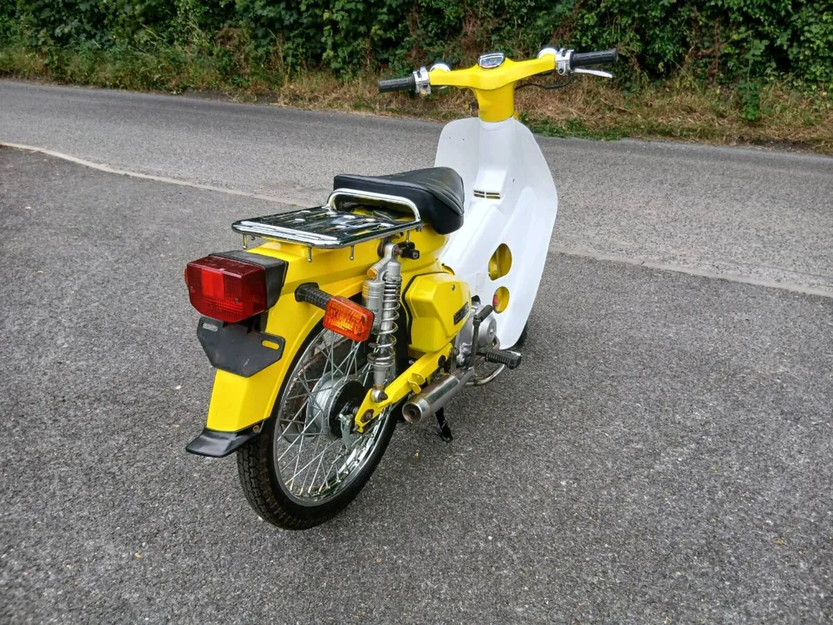 2x Honda 90 best offer buys them - Image 4