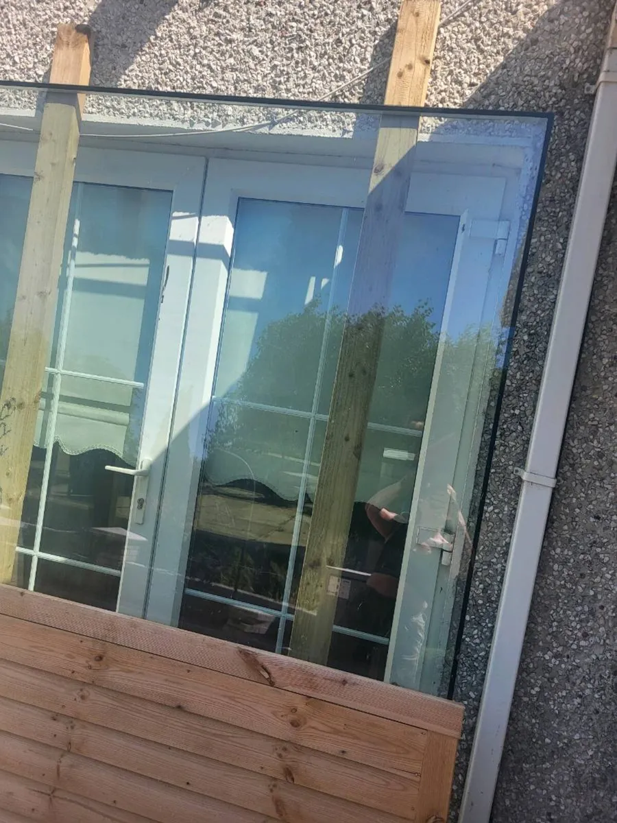 Glass Panel - Image 1