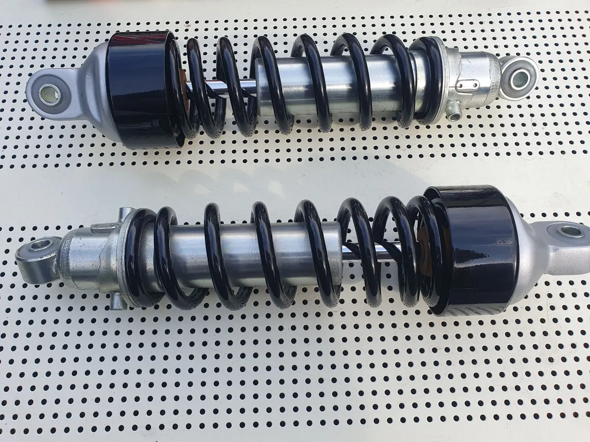 Pair Rear Shocks - Image 2