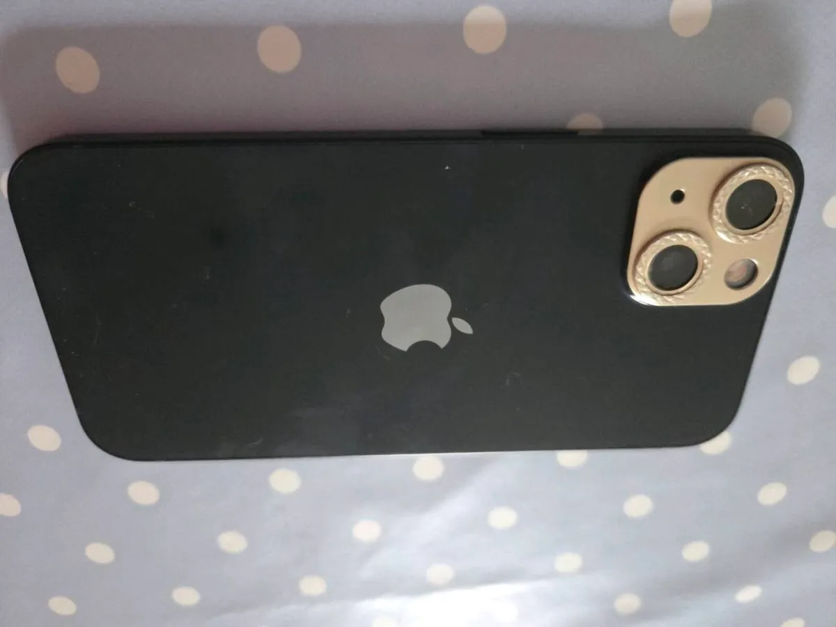 Iphone 13 - Image 3