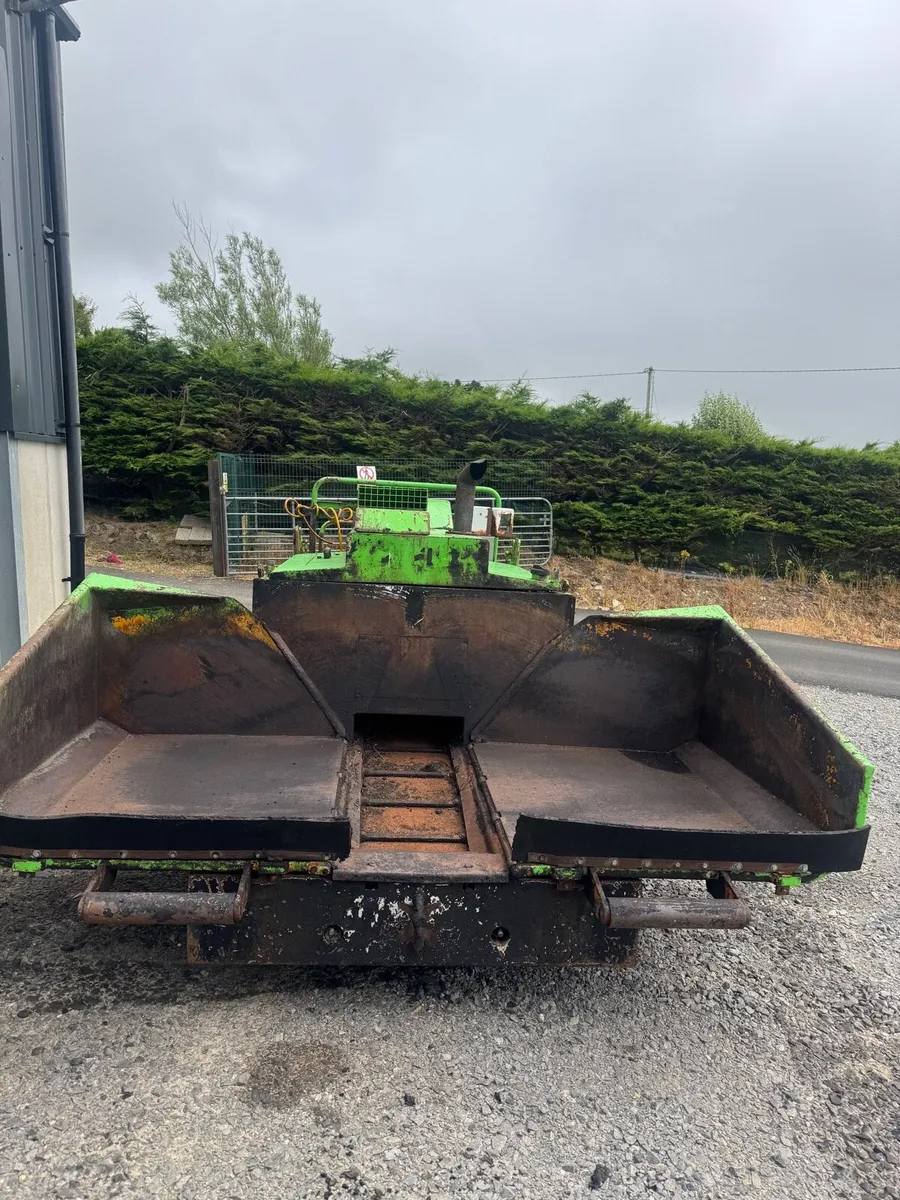 2001 bitelli BB621C asphalt paver - Image 3