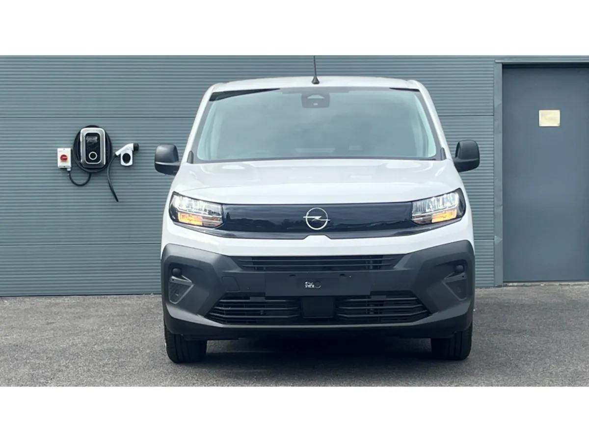 Opel Combo Komfort 1.5 - 100 BHP * 5 Year Warranty - Image 4