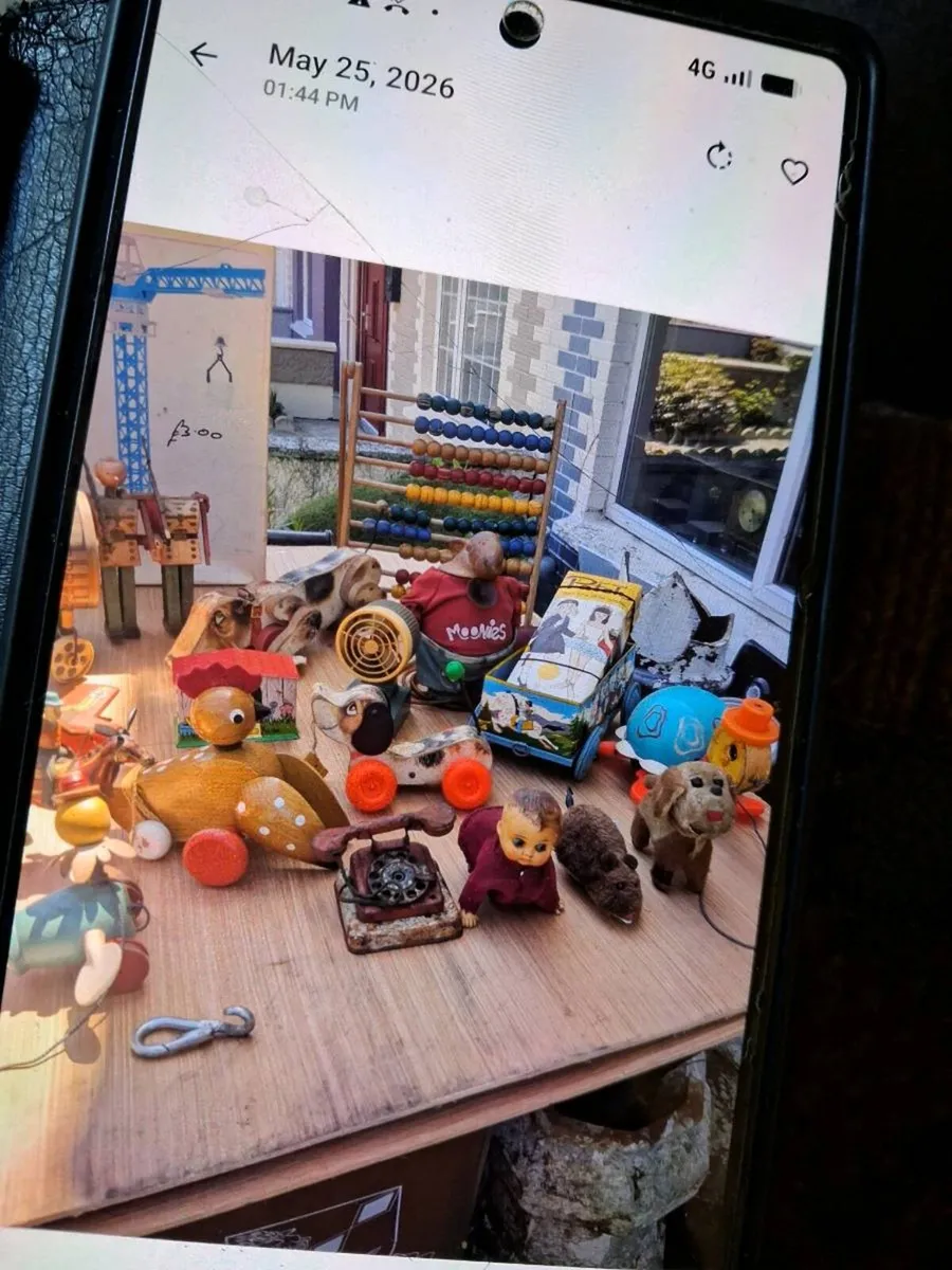 Collectibles - Image 4