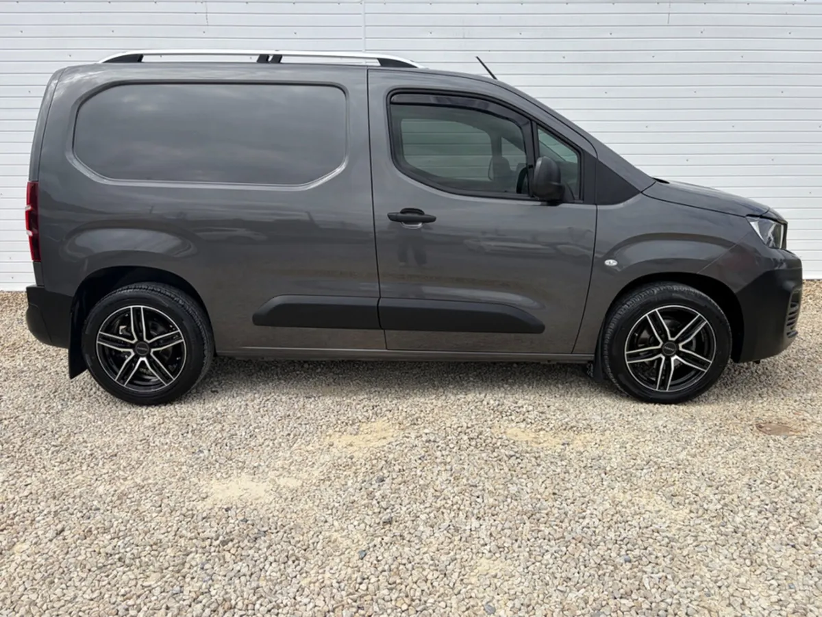 Peugeot Partner ACTIVE PLUS 1.5 HDI 10 - Image 2
