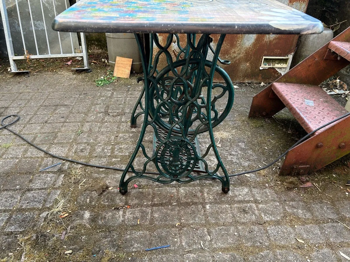 Singer Cast Iron Table - Image 2