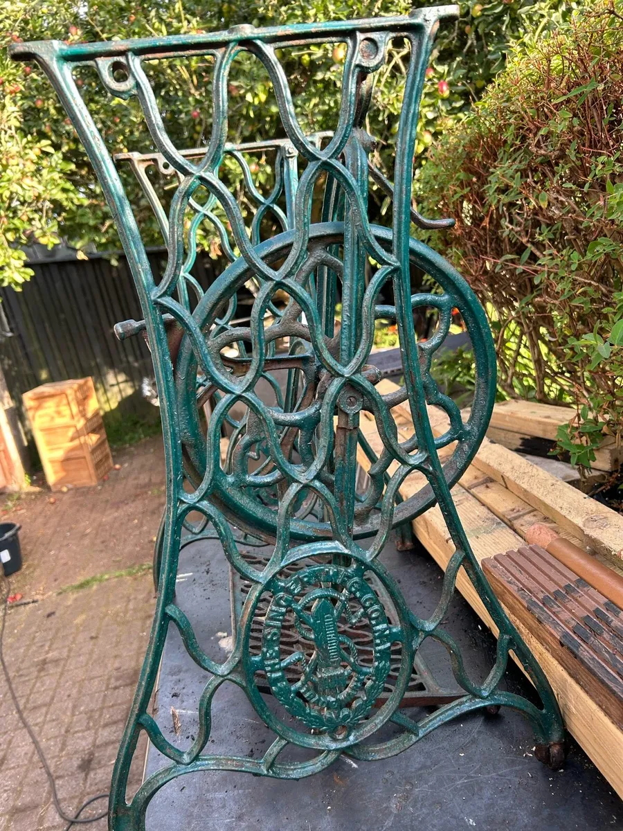 Singer Cast Iron Table - Image 4