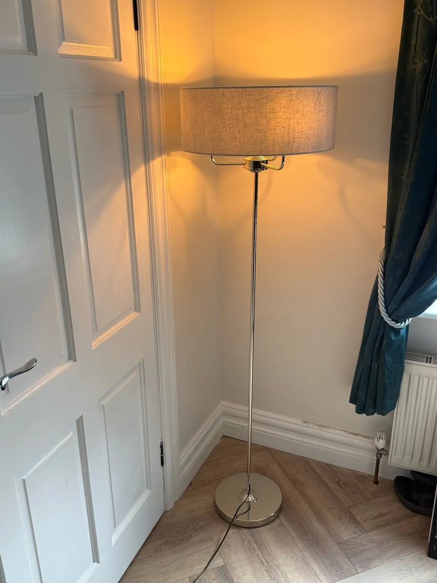Floor Lamp - Image 3