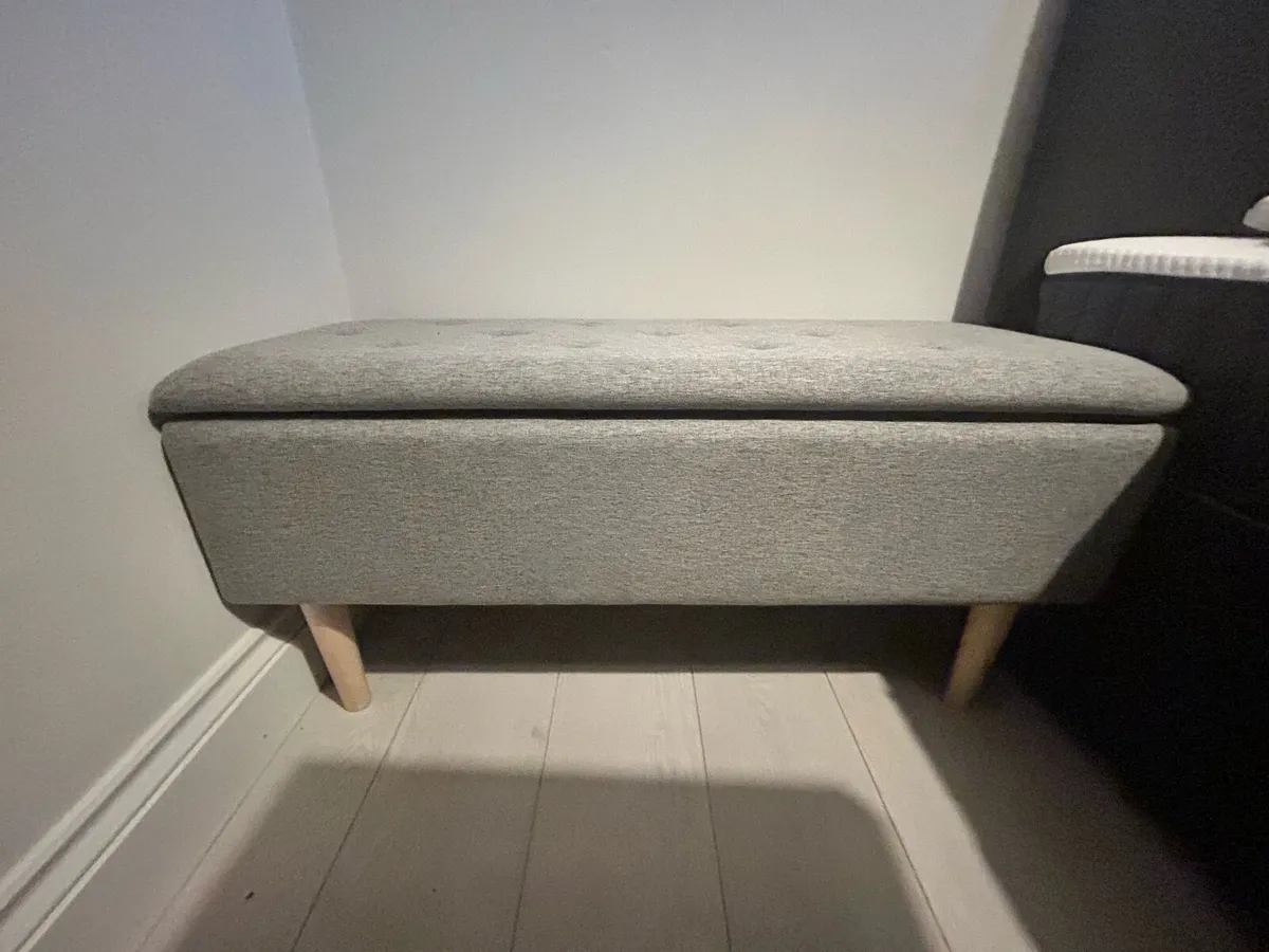 JYSK Bench/Storage/Ottoman - Image 3