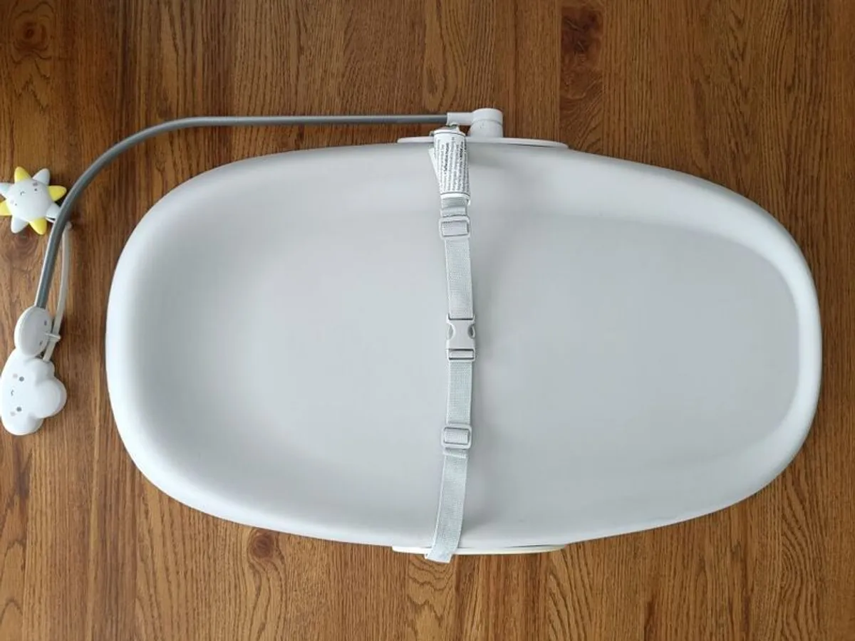 Skip Hop baby changing pad - Image 2