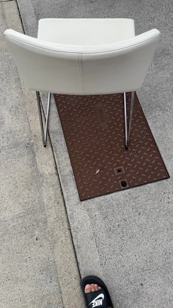 Chairs - Image 4