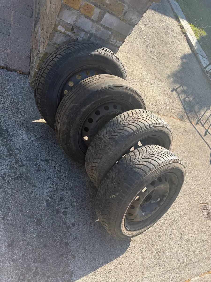 Toyota Corolla wheels - Image 2