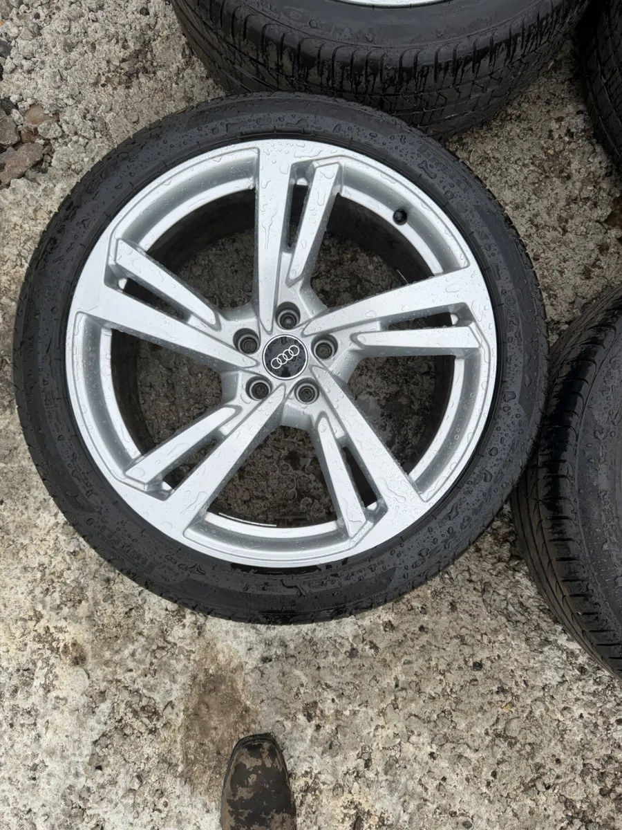20inch Audi A6 alloy wheels - Image 3