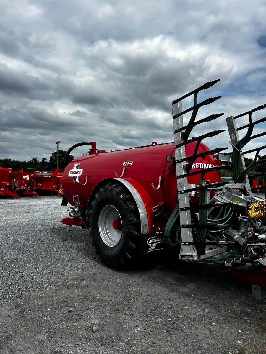 Redrock 2500g slurry tank - Image 2