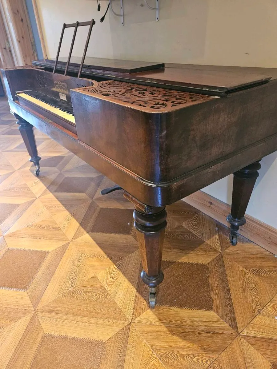 Antique Collard and Collard Square grand piano - Image 2