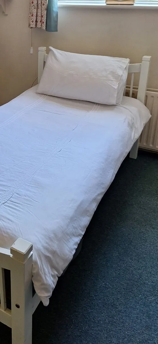 Bed 2 single bed frames . - Image 4