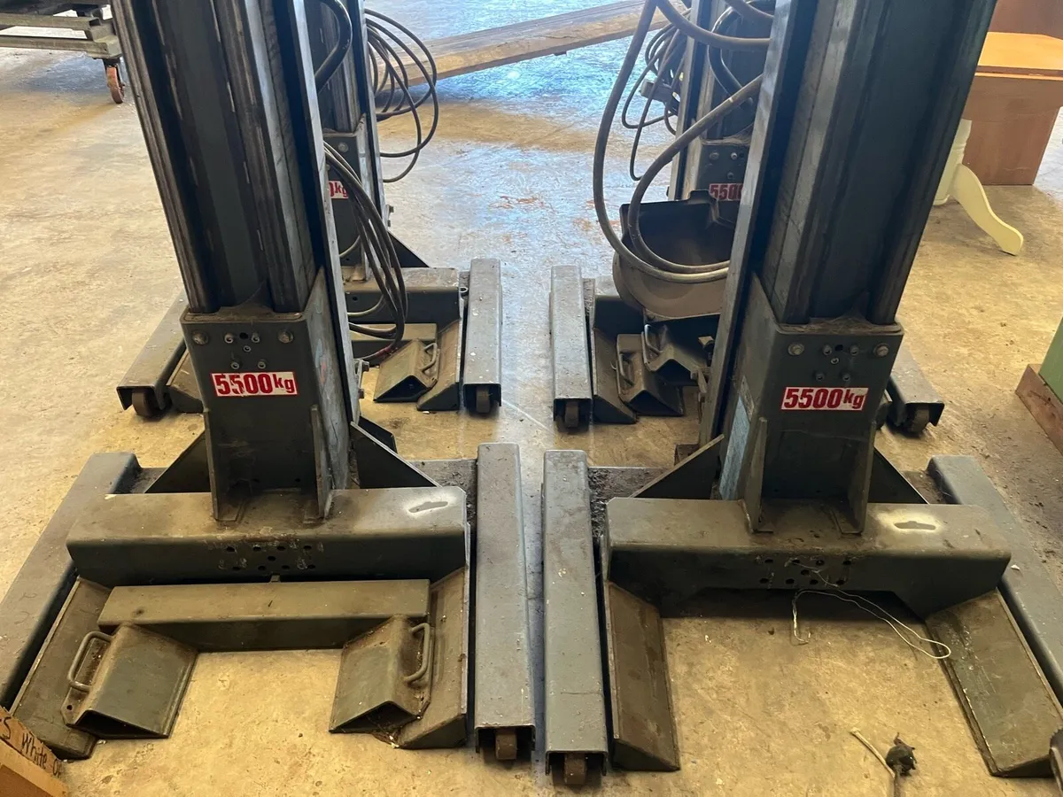 Bailer compactor recycling - Image 4