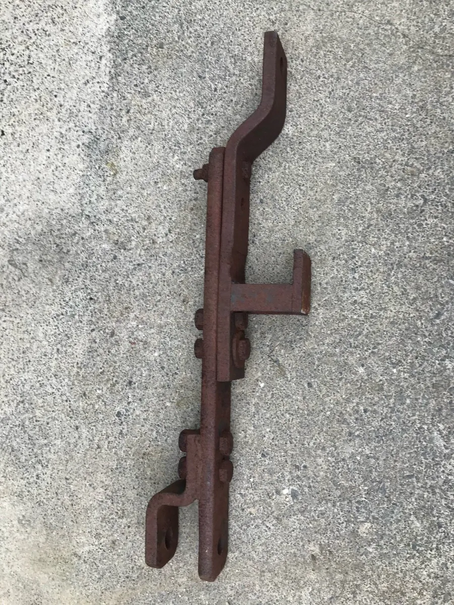 Nutfield Drawbar, front wheel & weights - Image 1