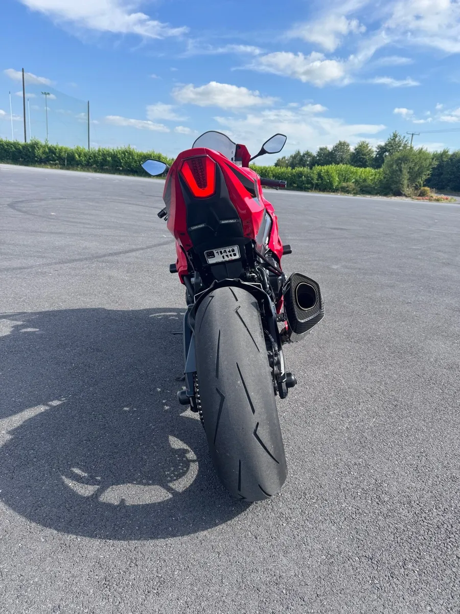 Suzuki GSXR 1000 - Image 4