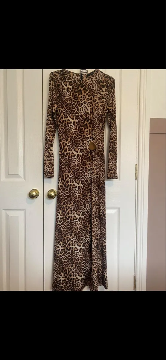 5 dresses - Image 3
