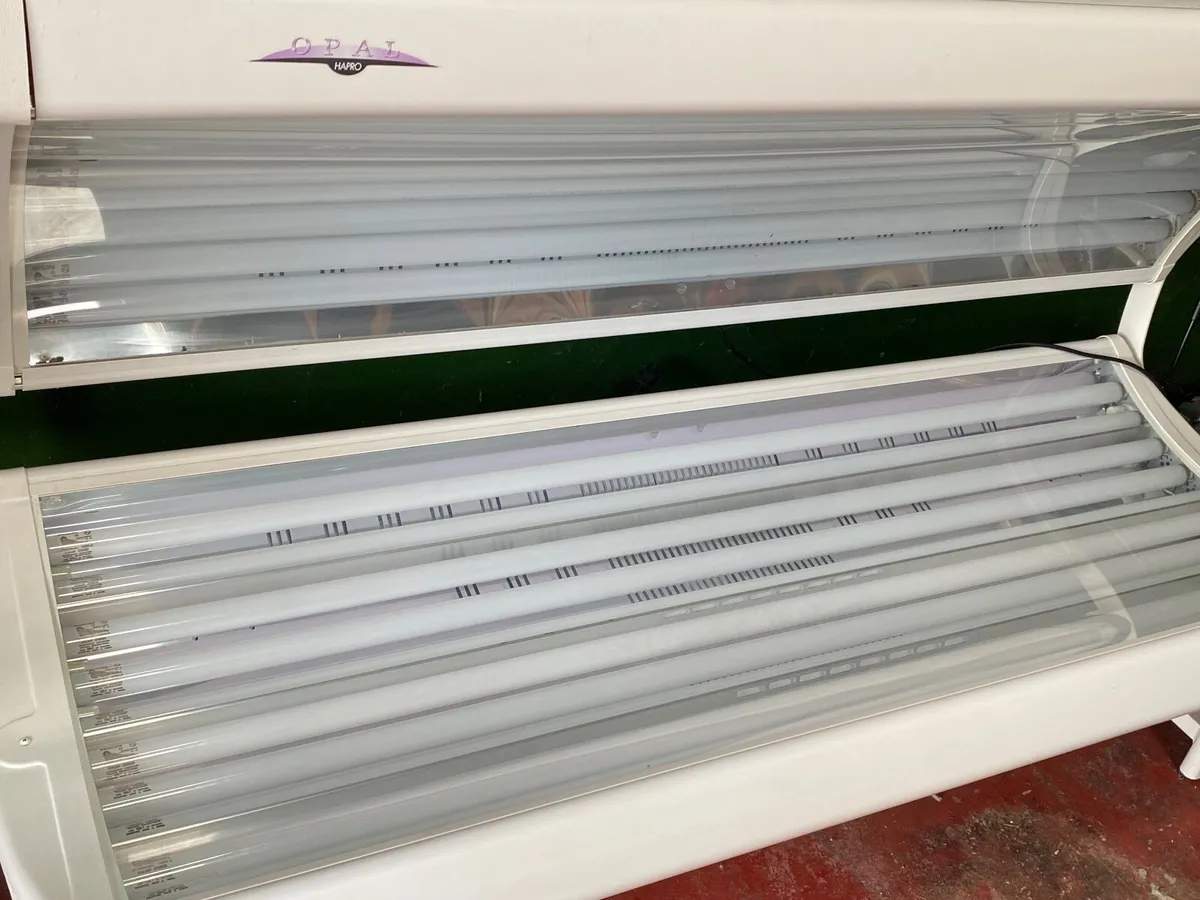Tanning bed - Image 2