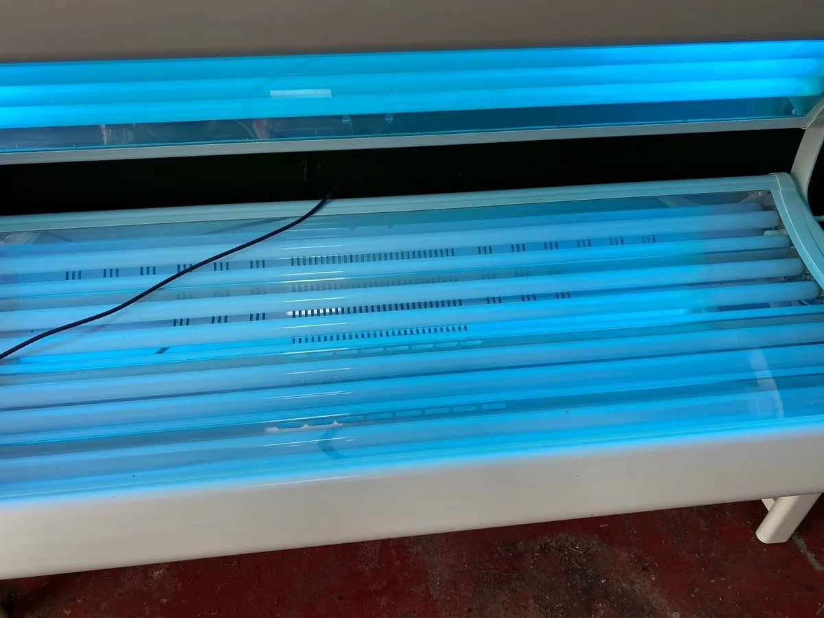 Tanning bed - Image 4