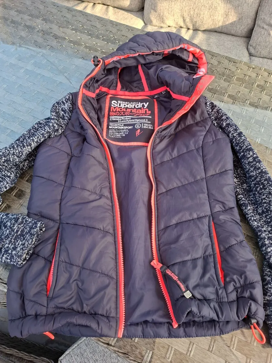 Coats - Image 4