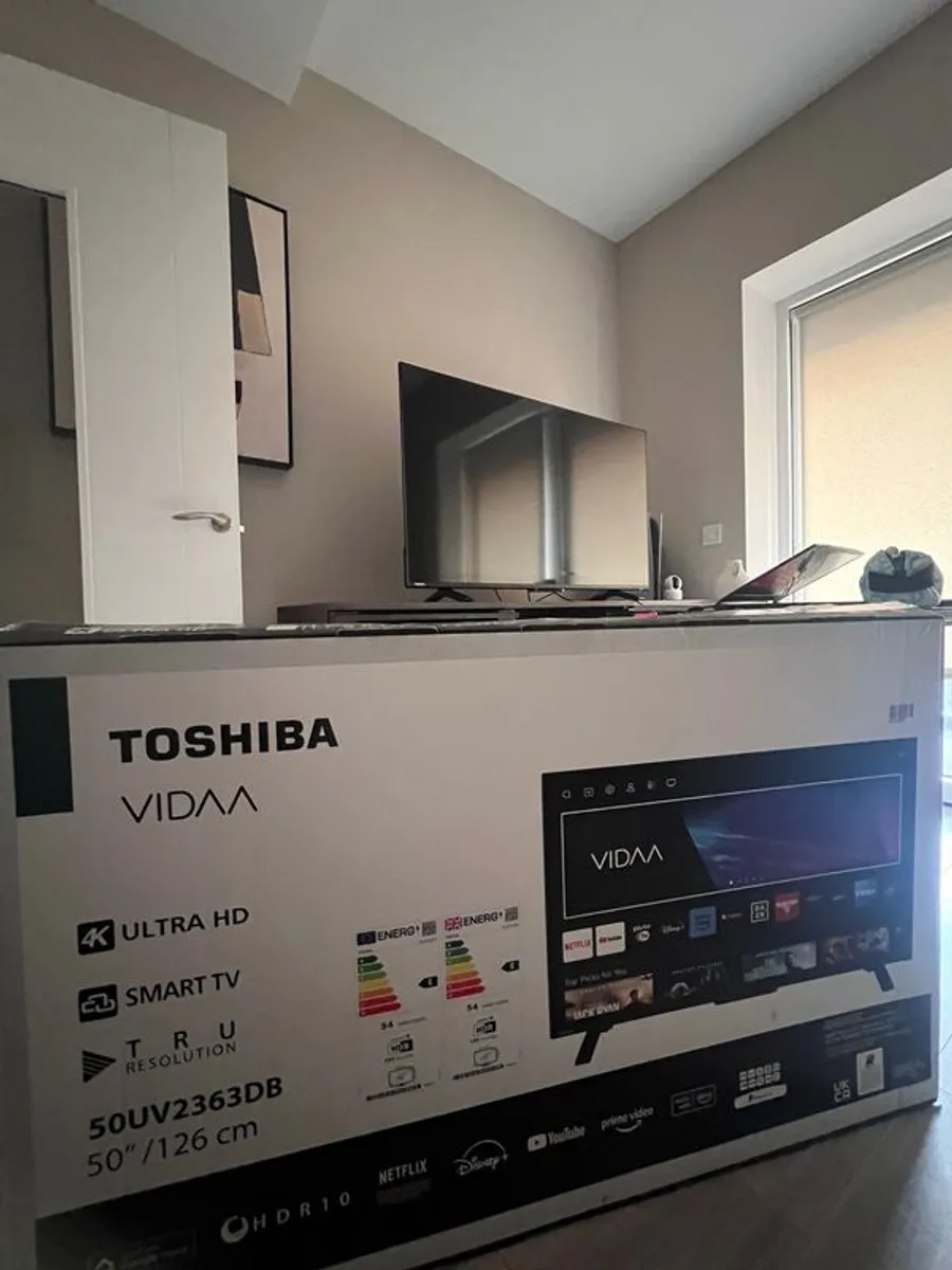 Toshiba 50'' Smart TV 4K Ultra HD - Image 1