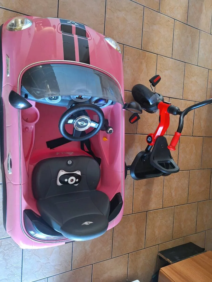 Toys - Image 1