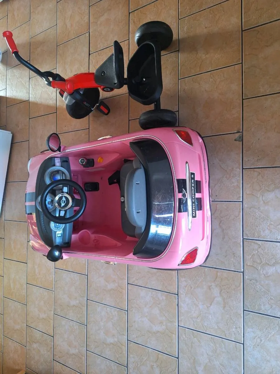 Toys - Image 2