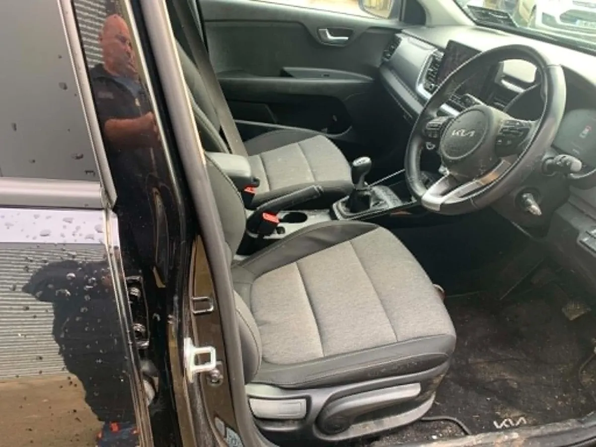 Kia Stonic 1.0 K2 petrol 102 bhp. - Image 3